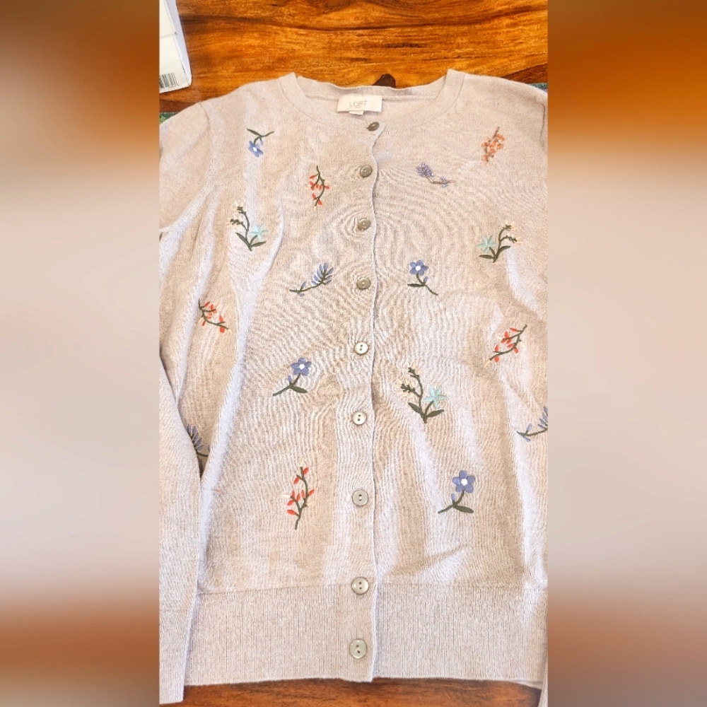 LOFT lightweight sweater with flowers